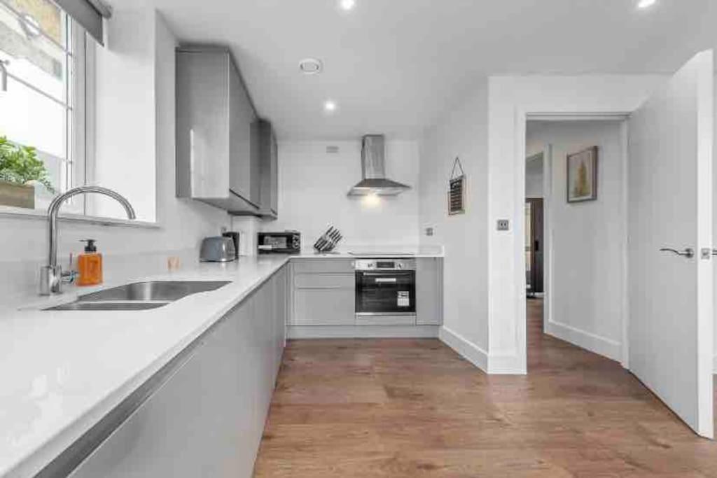 Cozy Flat Near London Eye/ Victoria / Vauxhall Apartamento Exterior foto