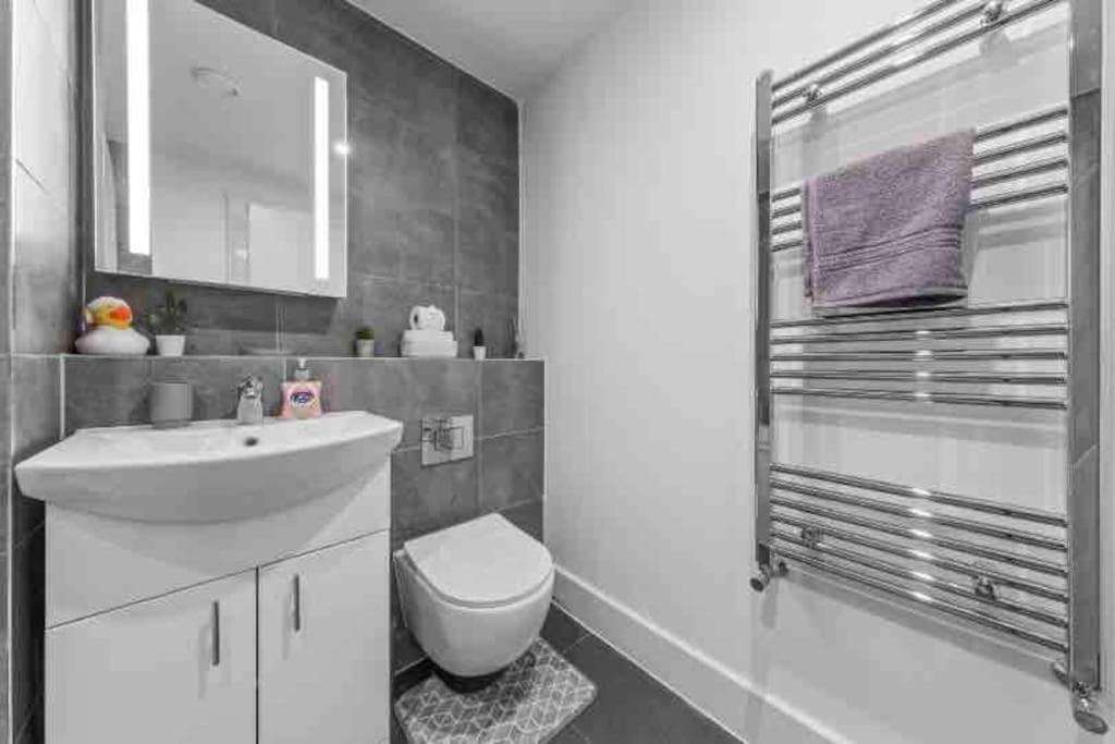 Cozy Flat Near London Eye/ Victoria / Vauxhall Apartamento Exterior foto
